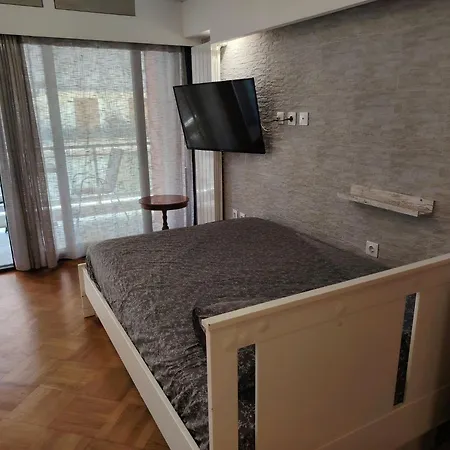 Waterfront Luxury Διαμέρισμα *